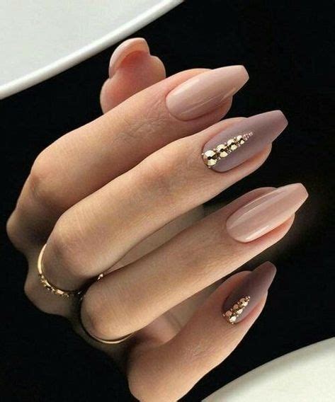 couleur de vernis taupe